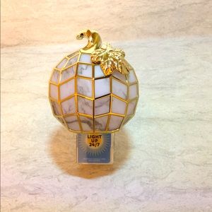 Bath and Body Works oil plug in. Special Edition.